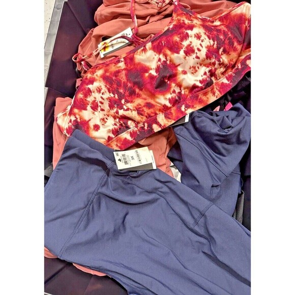 ID Ideology Women's Activewear Bundle Lot of Mixed Workout Gym Clothing 5 Items - Picture 5 of 14